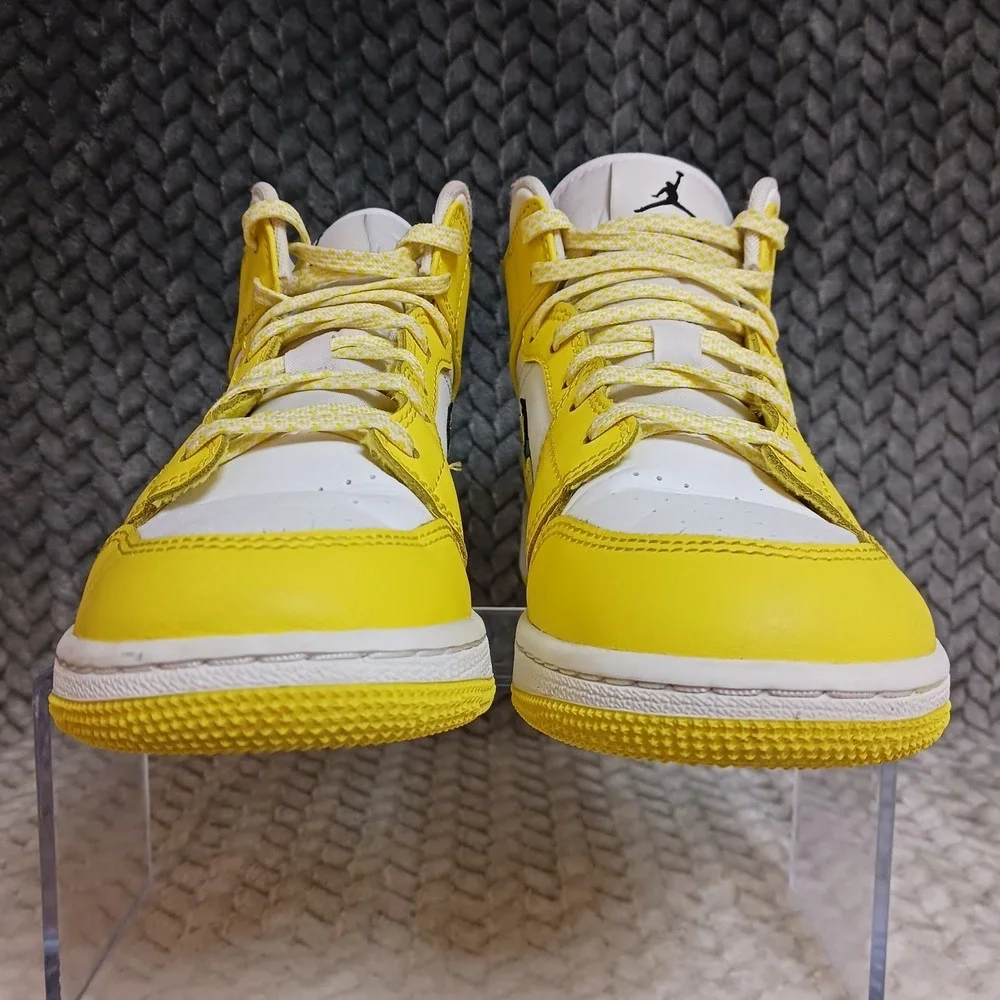 Air Jordan 1 Retro Mid SE GS Dynamic Yellow Floral Rose Patch Shoes Size 4.5Y